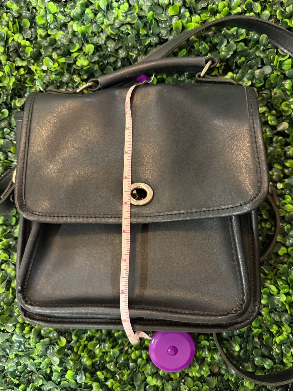 Coach Vintage Classic Black Leather Crossbody Bag - Picture 3 of 11